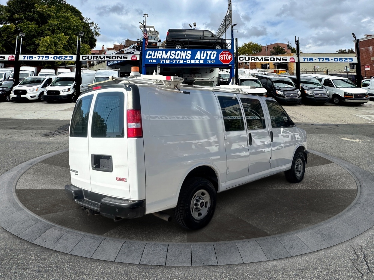 2015 Gmc Savana Cargo 3500 photo 3