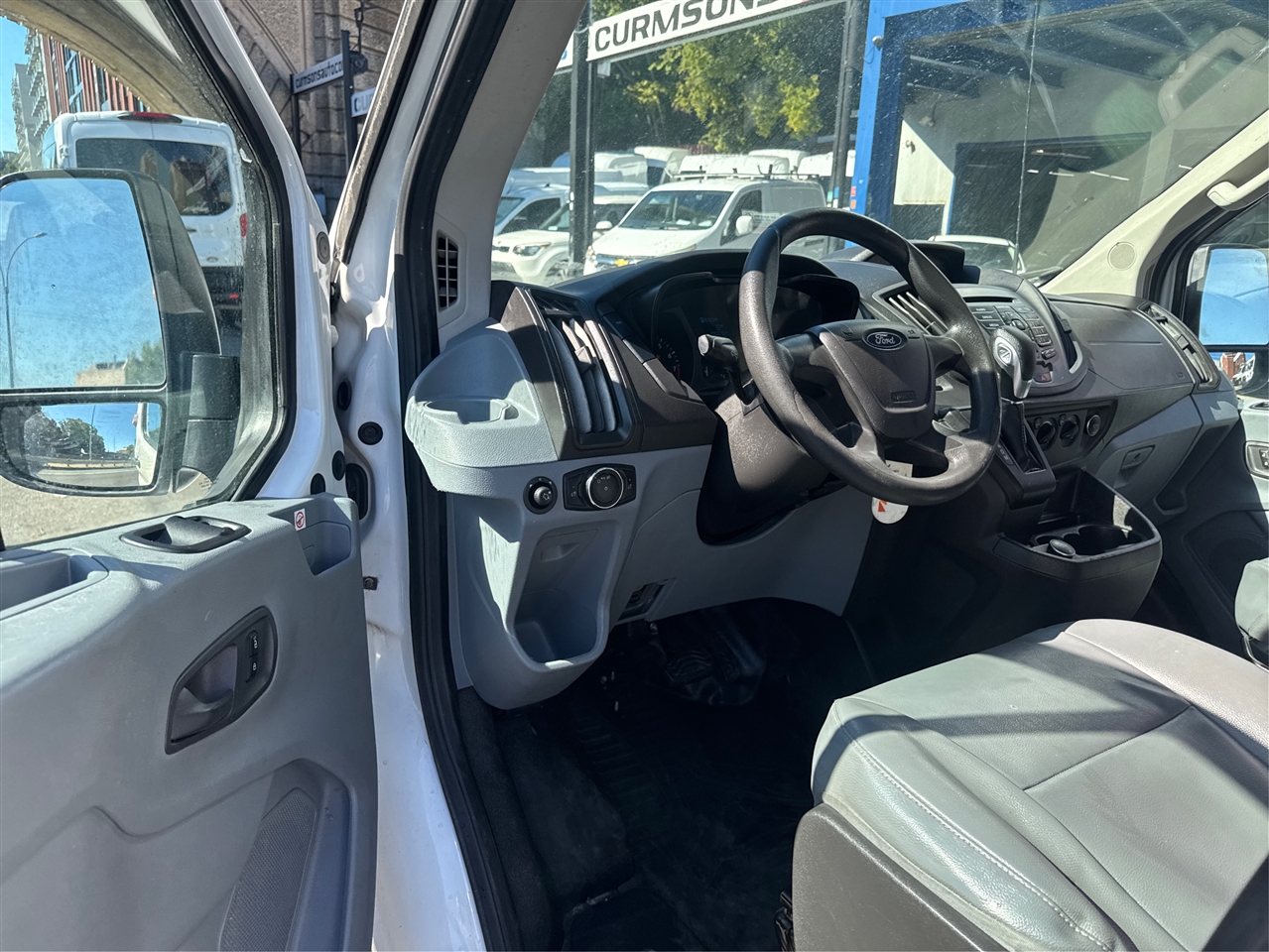 2019 Ford Transit Van photo 9