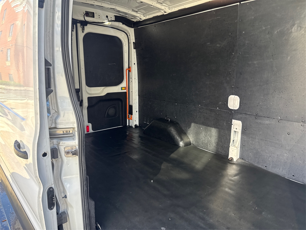 2019 Ford Transit Van photo 18
