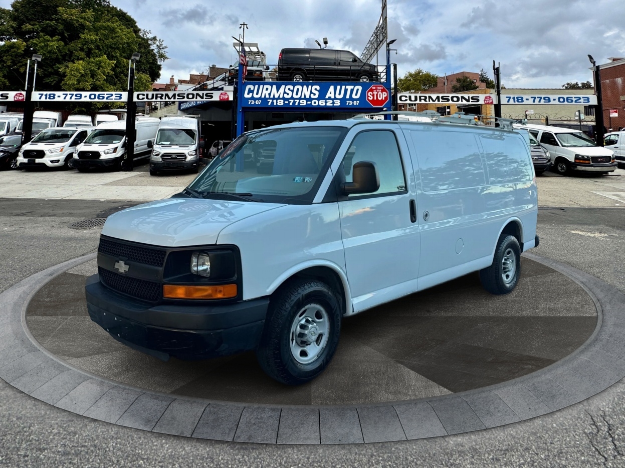 2011 Chevrolet Express Cargo Van 2500 photo 7