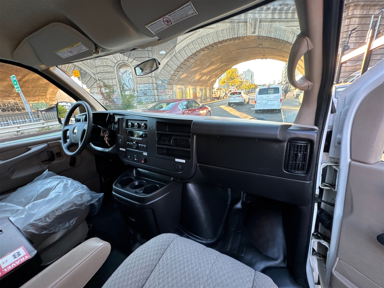 2011 Chevrolet Express Cargo Van 2500 photo 9