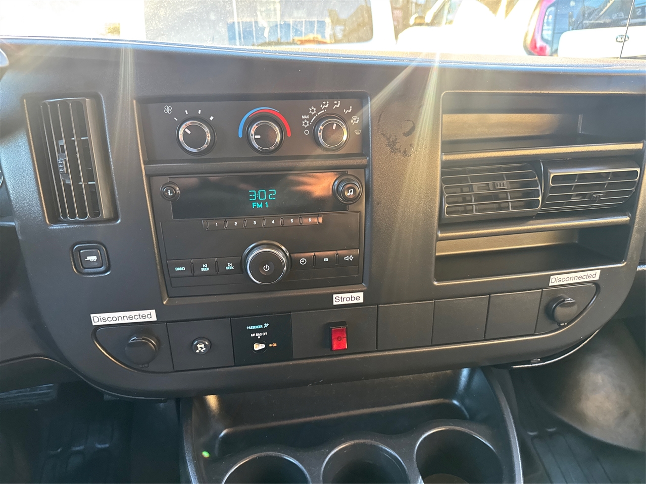 2011 Chevrolet Express Cargo Van 2500 photo 10