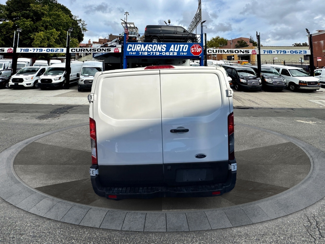 Ford Transit Van T-150 130" Low Rf 8600 GVWR Sliding RH Dr 2018