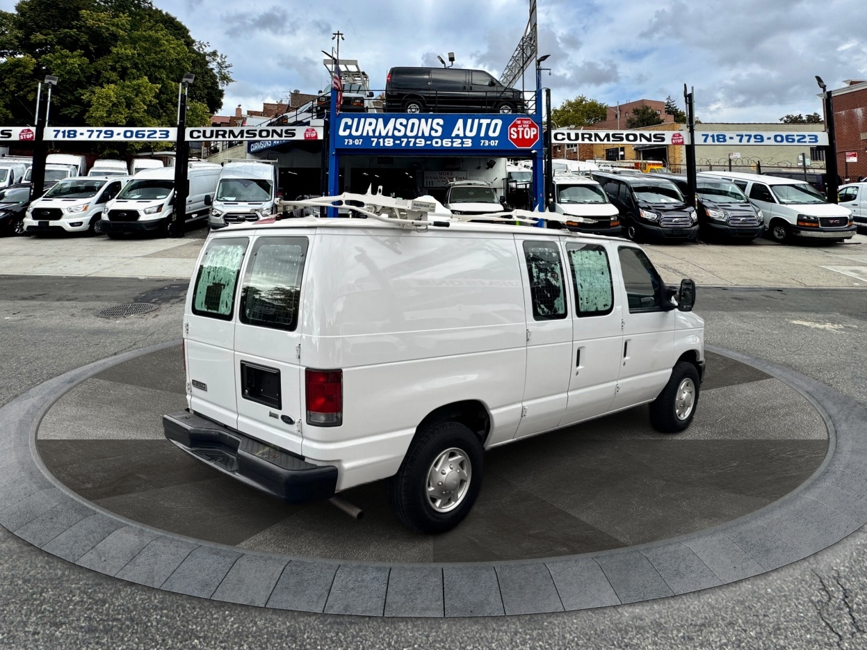 Ford Econoline Cargo Van E-250 HD 2013 Ford Econoline Cargo Van E-250 HD 2013