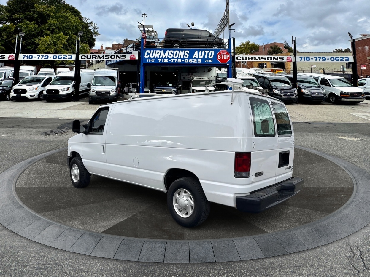 Ford Econoline Cargo Van E-250 HD 2013 Ford Econoline Cargo Van E-250 HD 2013