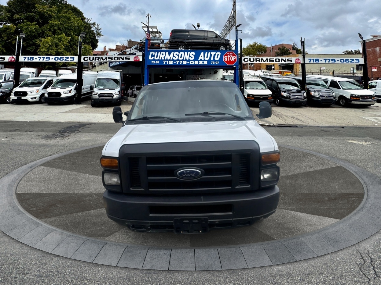 Ford Econoline Cargo Van E-250 HD 2013 Ford Econoline Cargo Van E-250 HD 2013