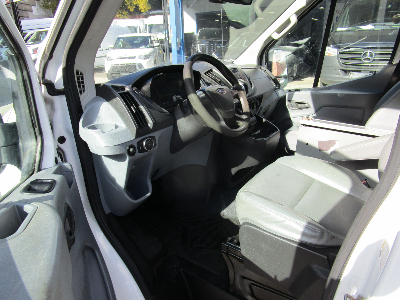Ford Transit Cargo Van T-250 148" Med Rf 9000 GVWR Sliding RH Dr 2016 Ford Transit Cargo Van T-250 148" Med Rf 9000 GVWR Sliding RH Dr 2016