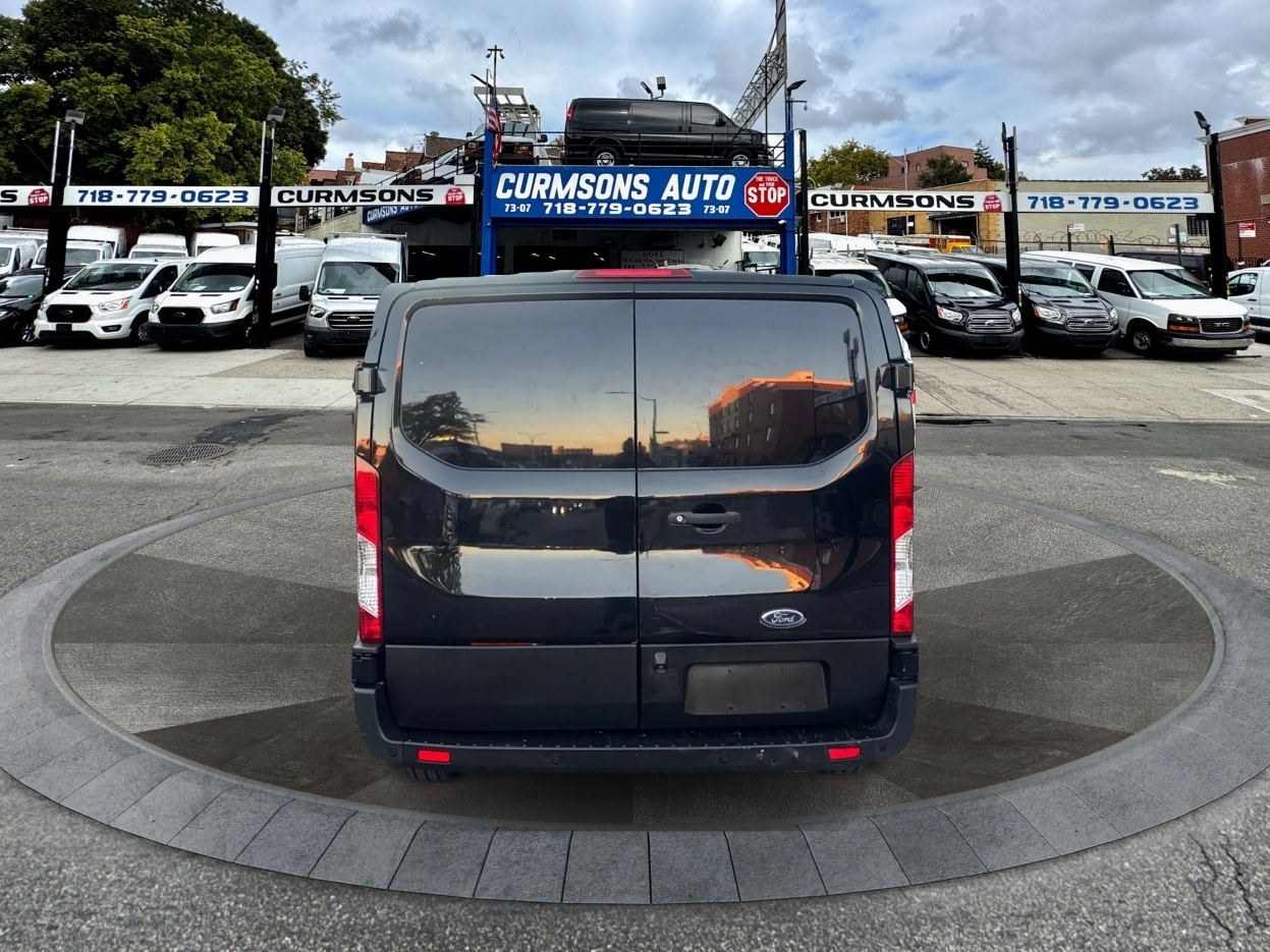 Ford Transit Cargo Van T-150 130" Low Rf 8670 GVWR RWD 2023 Ford Transit Cargo Van T-150 130" Low Rf 8670 GVWR RWD 2023