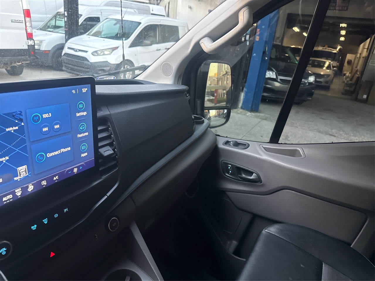 Ford Transit Cargo Van T-150 130" Low Rf 8670 GVWR RWD 2023 Ford Transit Cargo Van T-150 130" Low Rf 8670 GVWR RWD 2023