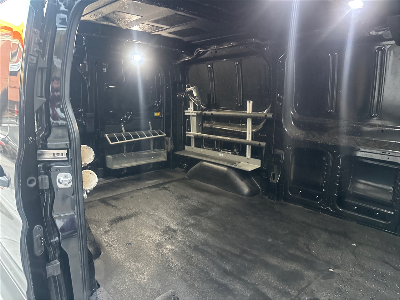 Ford Transit Cargo Van T-150 130" Low Rf 8670 GVWR RWD 2023 Ford Transit Cargo Van T-150 130" Low Rf 8670 GVWR RWD 2023