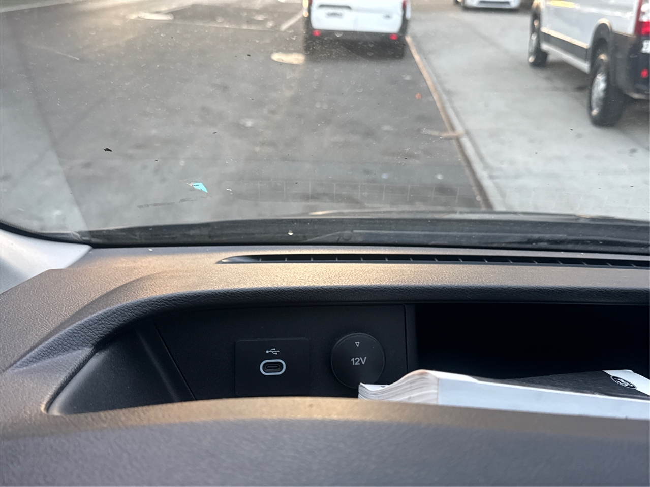 Ford Transit Cargo Van T-150 130" Low Rf 8670 GVWR RWD 2023 Ford Transit Cargo Van T-150 130" Low Rf 8670 GVWR RWD 2023