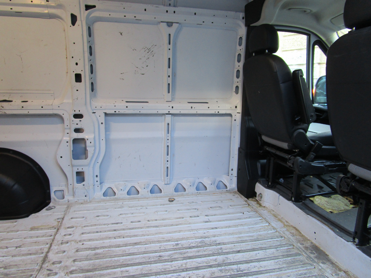 RAM ProMaster Cargo Van Tradesman 2500 High Roof 136" WB w/Pass Seat 2024