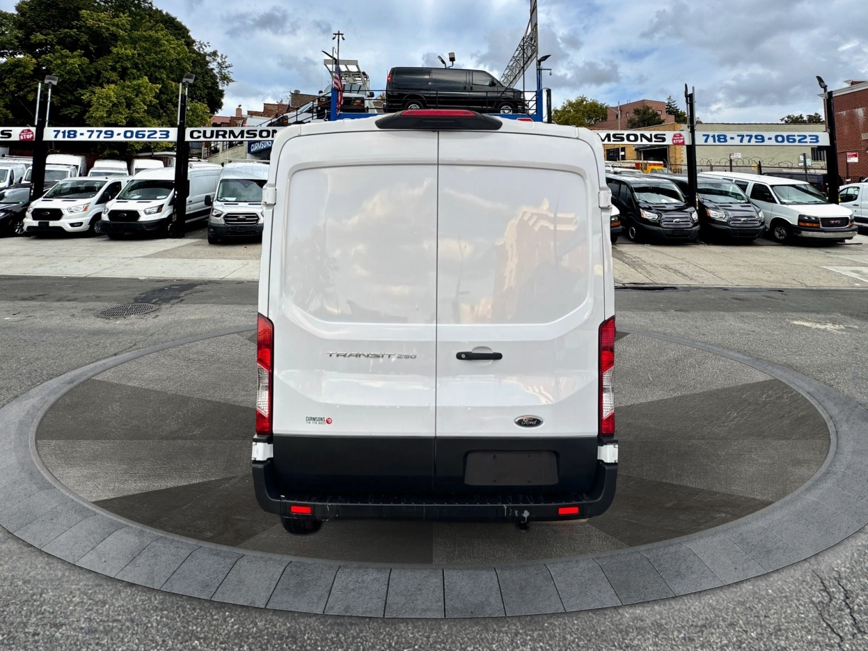 2023 Ford Transit Cargo Van photo 4