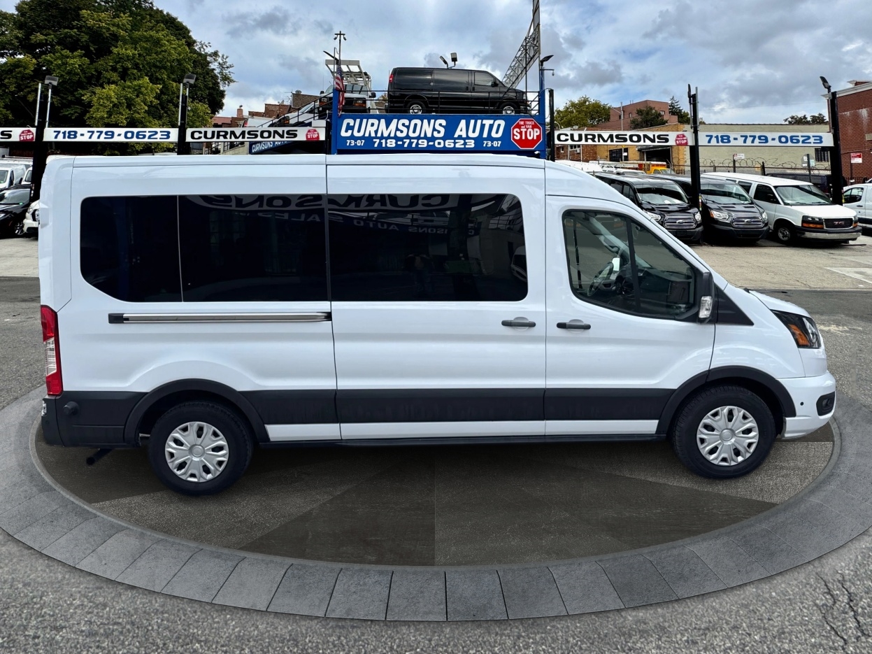2024 Ford Transit XLT photo 2