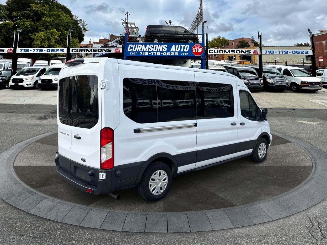 2024 Ford Transit XLT photo 3