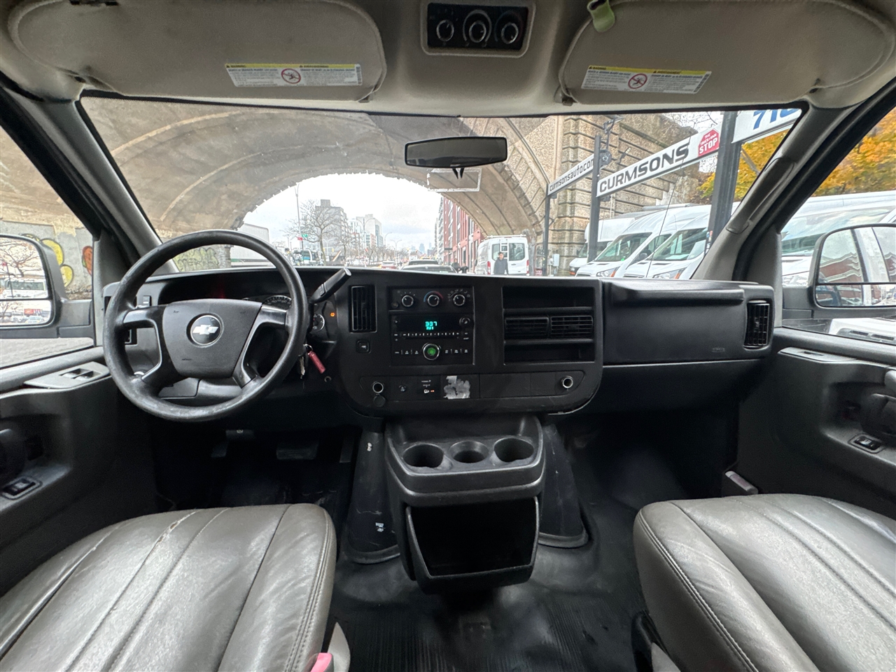 Chevrolet Express Passenger RWD 2500 135" LS 2013