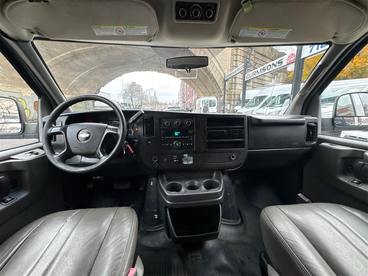 Chevrolet Express Passenger RWD 2500 135" LS 2013