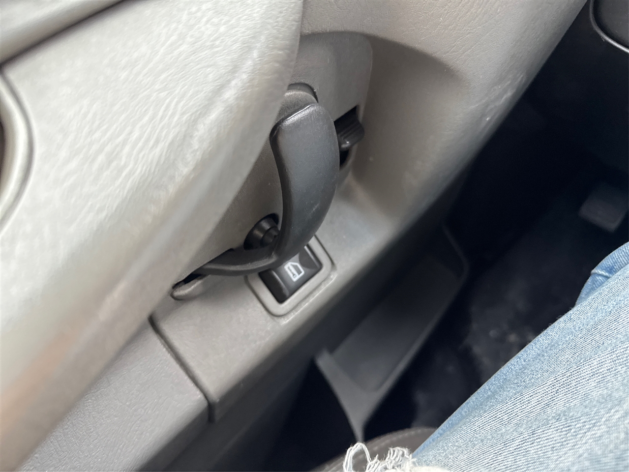 Chevrolet Express Passenger RWD 2500 135" LS 2013