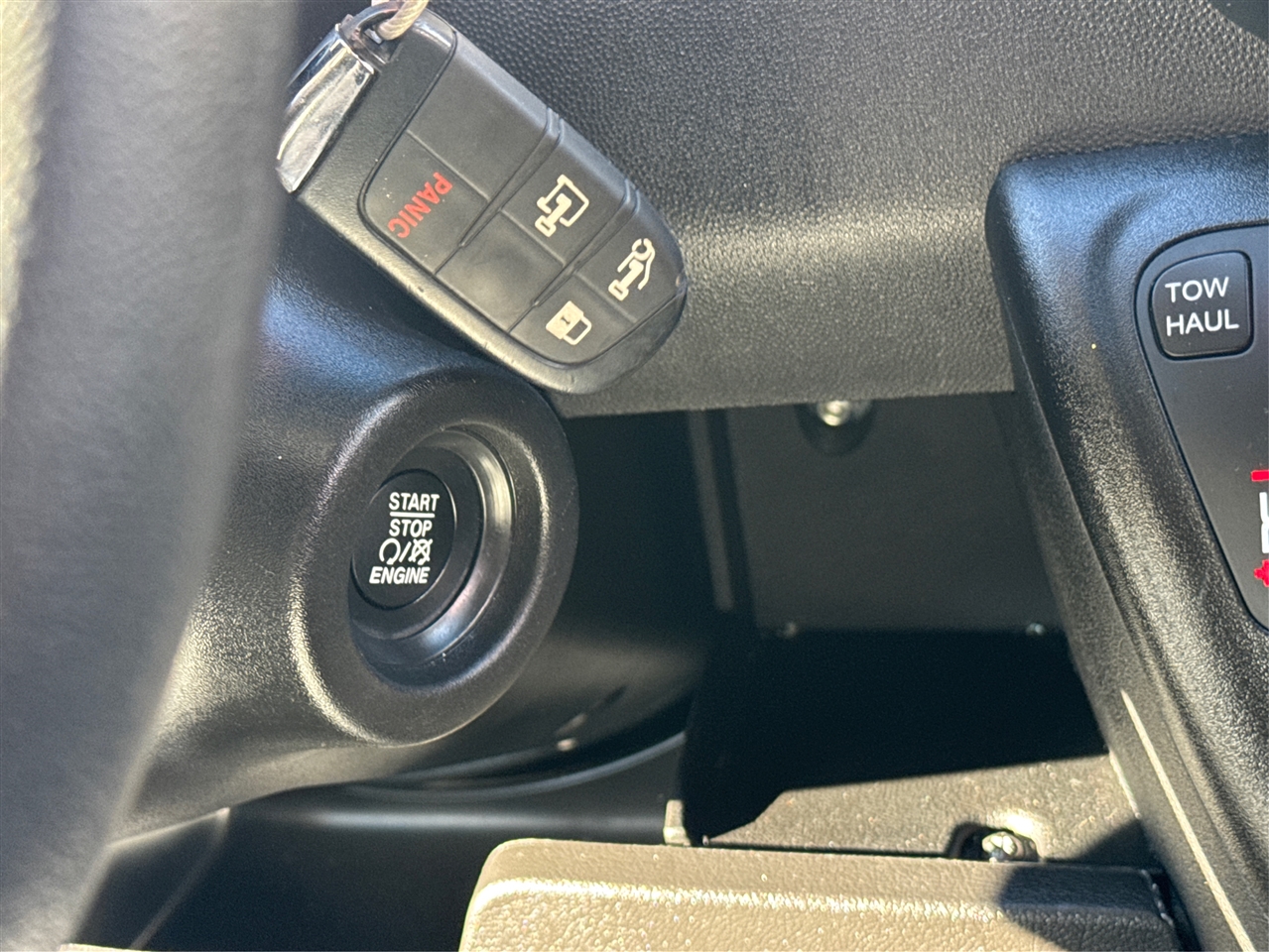 RAM ProMaster Cargo Van Tradesman 3500 High Roof 159" WB w/Pass Seat 2025