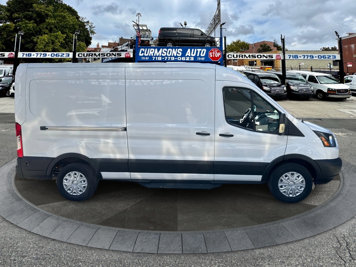 Ford Transit Van T-150 148" Med Rf 8600 GVWR Sliding RH Dr 2019