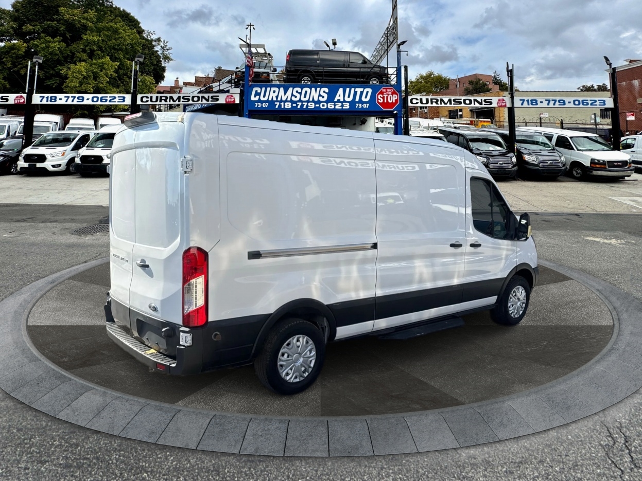 Ford Transit Van T-150 148" Med Rf 8600 GVWR Sliding RH Dr 2019