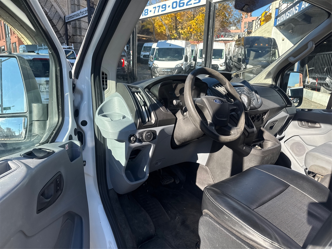 Ford Transit Van T-150 148" Med Rf 8600 GVWR Sliding RH Dr 2019