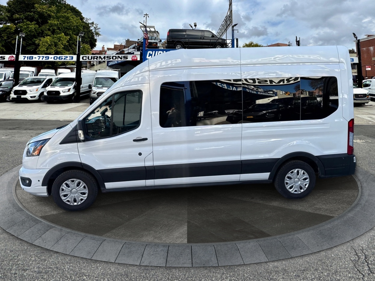 Ford Transit Passenger Wagon T-350 148" High Roof XLT RWD 2025