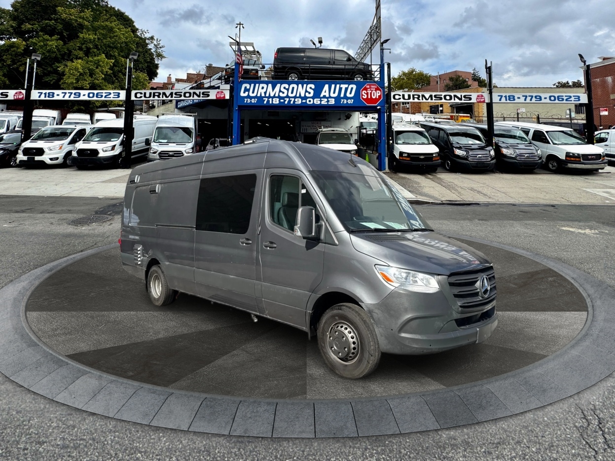 2021 Mercedes-Benz Sprinter Crew Van 4500 High Roof V6 170" RWD