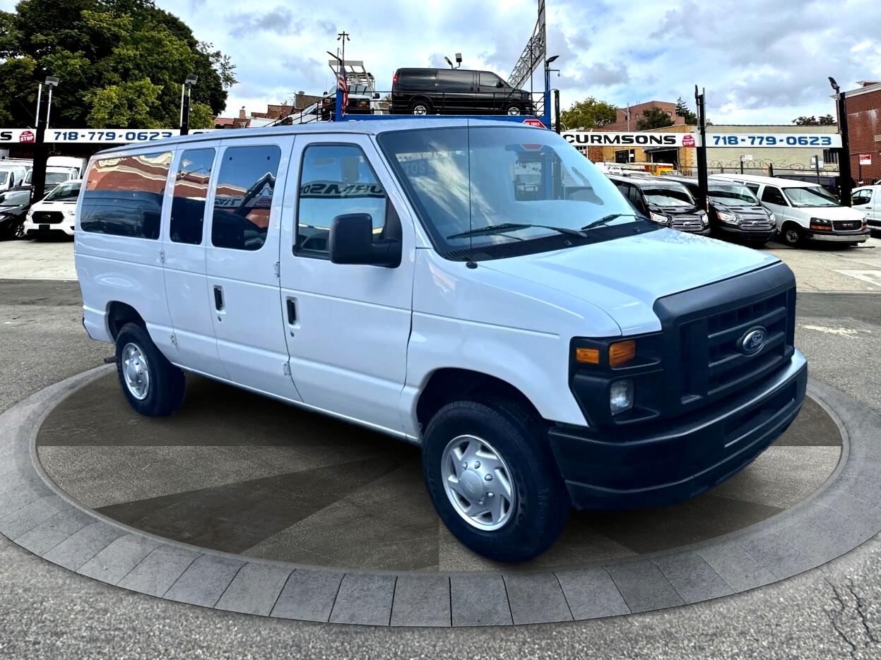 Ford Econoline Wagon E-350 Super Duty XLT 2012