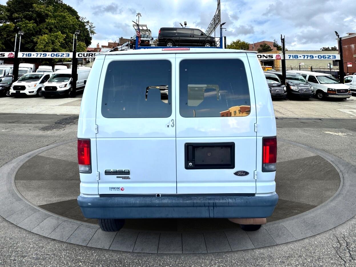 Ford Econoline Wagon E-350 Super Duty XLT 2012