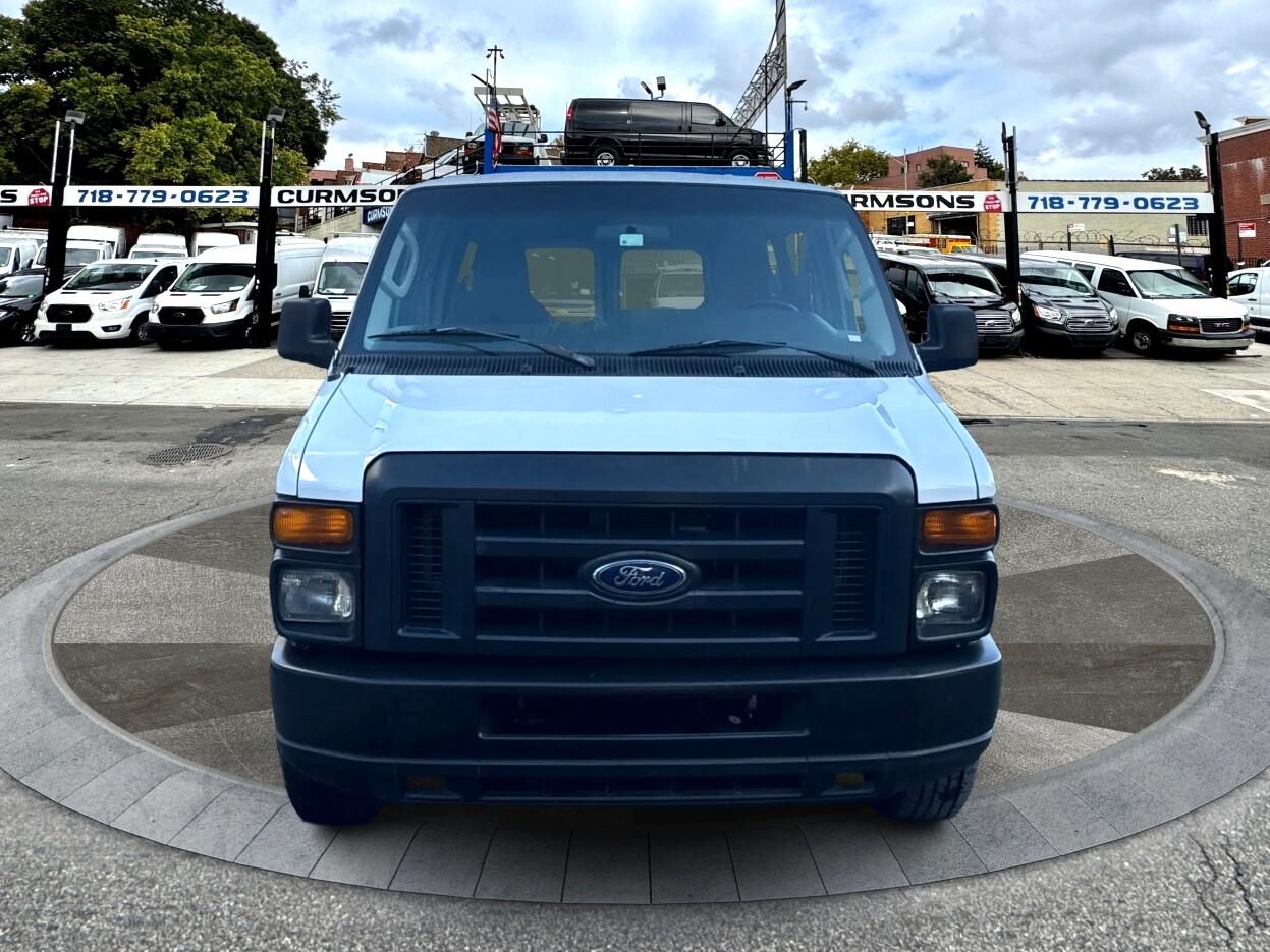 Ford Econoline Wagon E-350 Super Duty XLT 2012