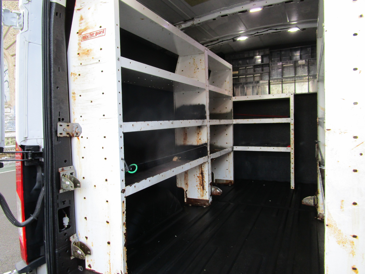 Ford Transit Van T-250 130" Med Rf 9000 GVWR Sliding RH Dr 2019