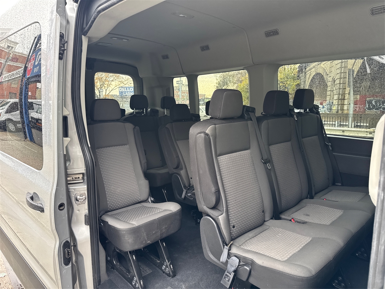 Ford Transit Passenger Wagon T-350 148" Med Roof XLT RWD 2024