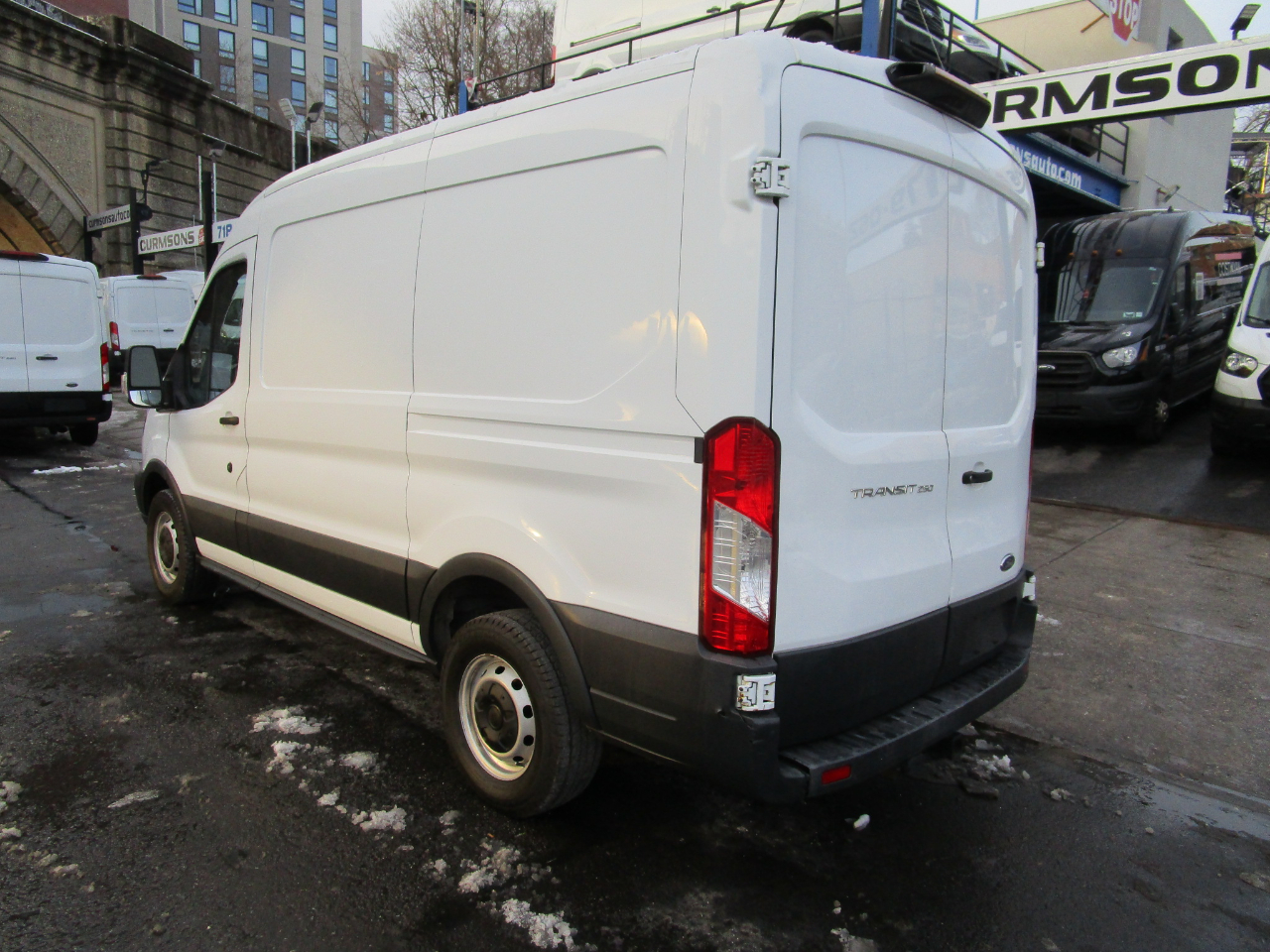 Ford Transit Van T-250 130" Med Rf 9000 GVWR Sliding RH Dr 2018