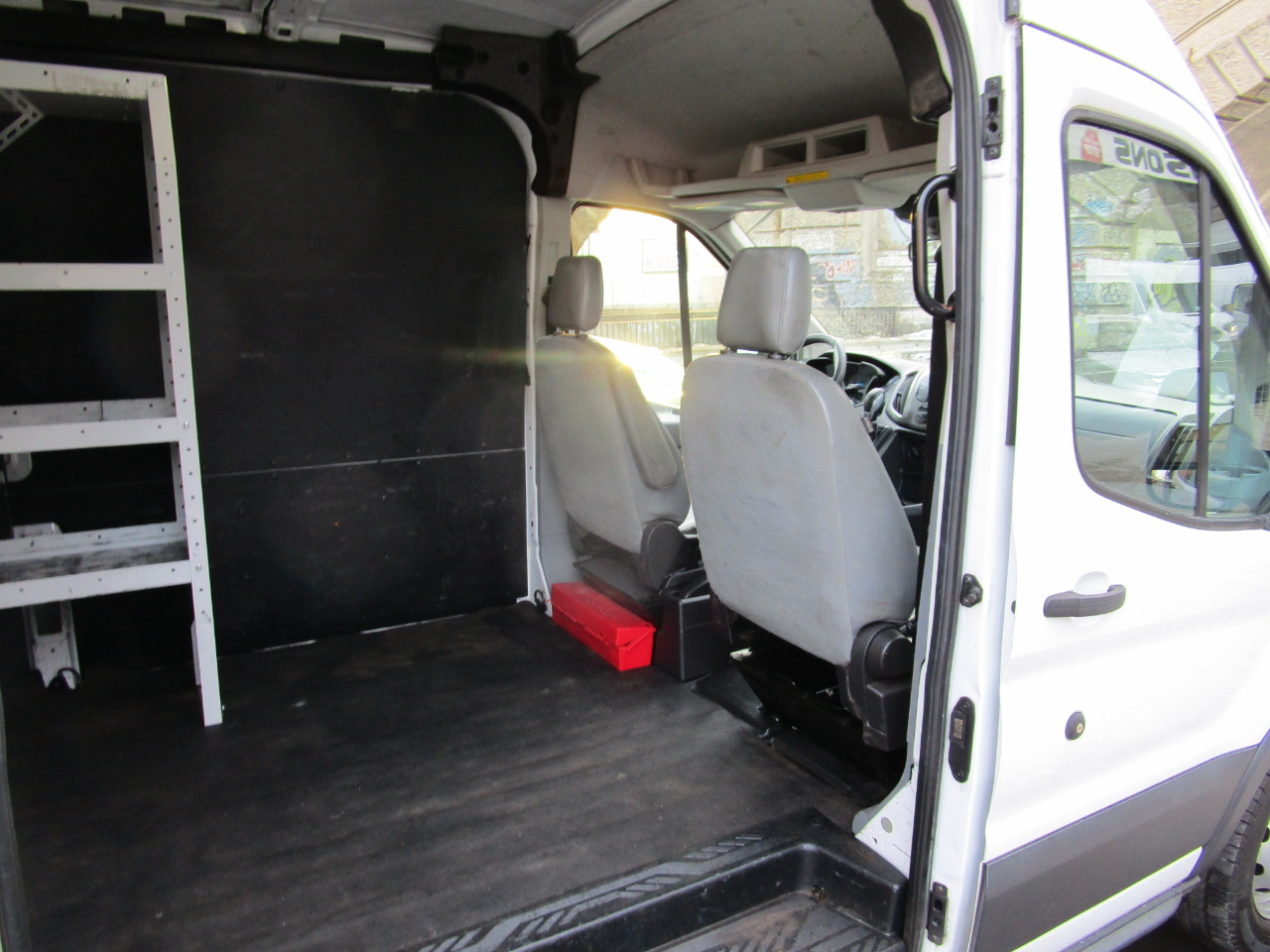 Ford Transit Van T-250 130" Med Rf 9000 GVWR Sliding RH Dr 2018