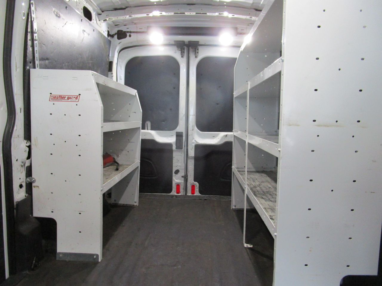 Ford Transit Van T-250 130" Med Rf 9000 GVWR Sliding RH Dr 2018