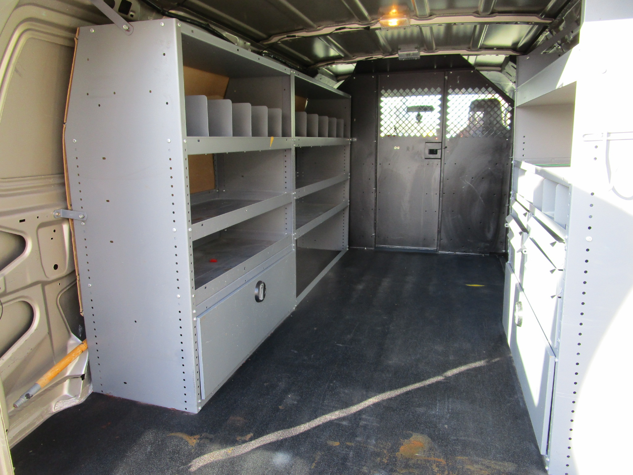 Ford Econoline Cargo Van E-150 Commercial 2014