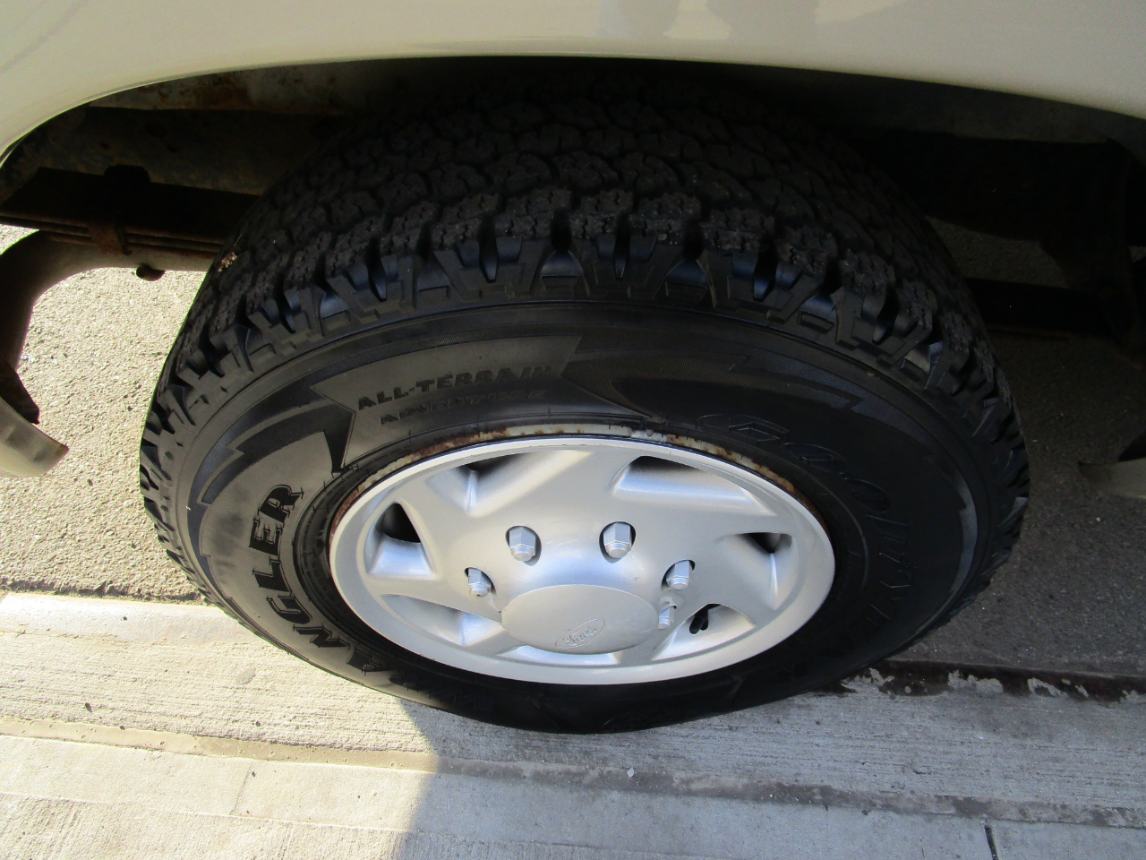 Ford Econoline Cargo Van E-150 Commercial 2014