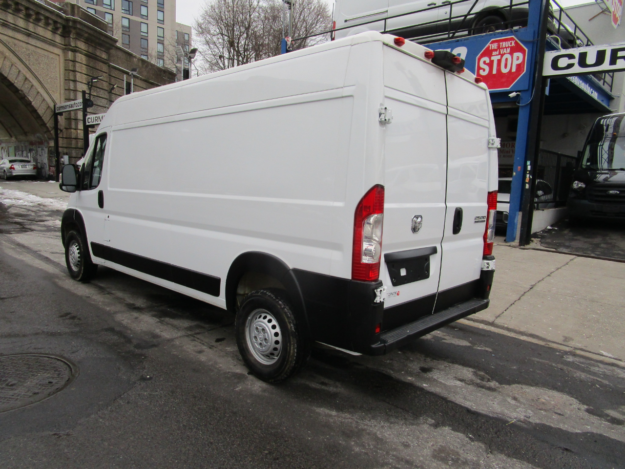 RAM ProMaster Cargo Van Tradesman 2500 High Roof 159" WB w/Pass Seat 2024