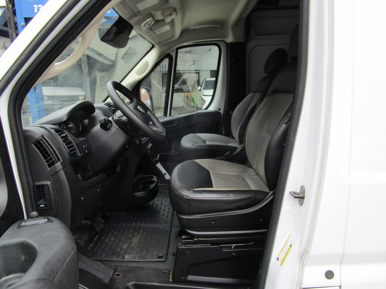 RAM ProMaster Cargo Van Tradesman 2500 High Roof 159" WB w/Pass Seat 2024