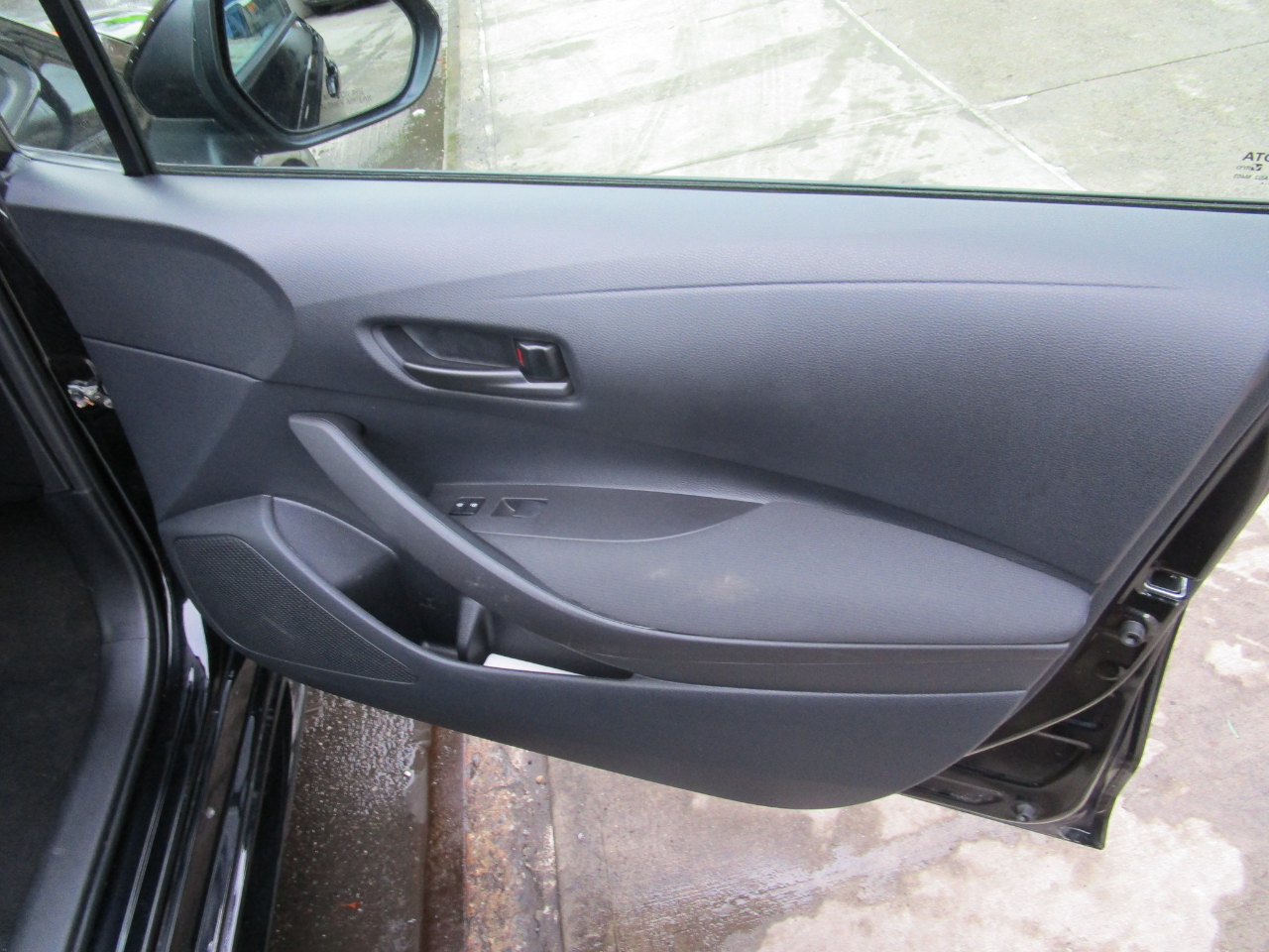 Toyota Corolla LE CVT (Natl) 2024