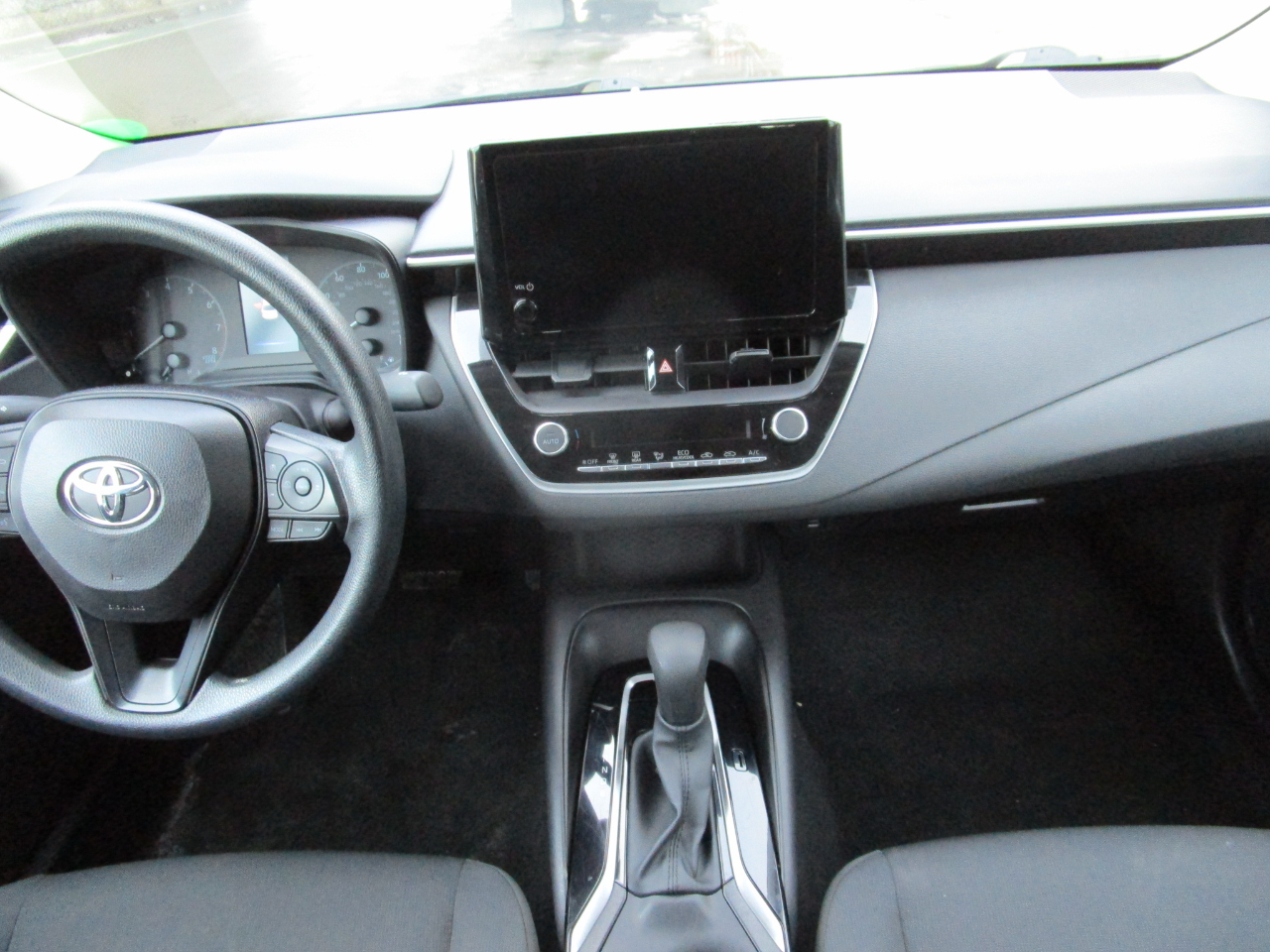 Toyota Corolla LE CVT (Natl) 2024