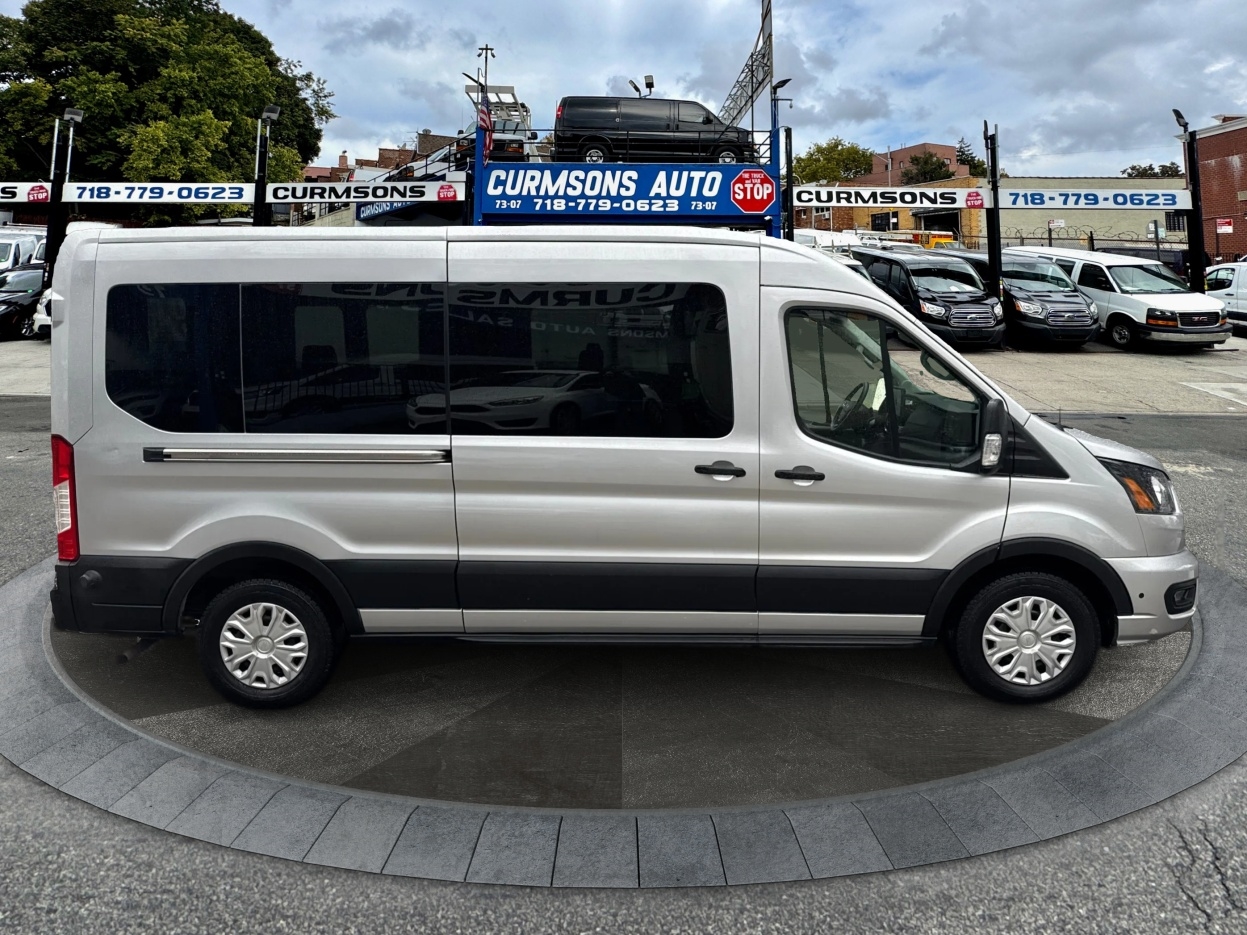 Ford Transit Passenger Wagon T-350 148" Med Roof XLT RWD 2024