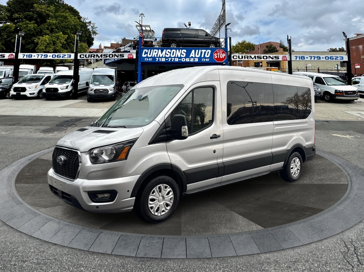Ford Transit Passenger Wagon T-350 148" Med Roof XLT RWD 2024
