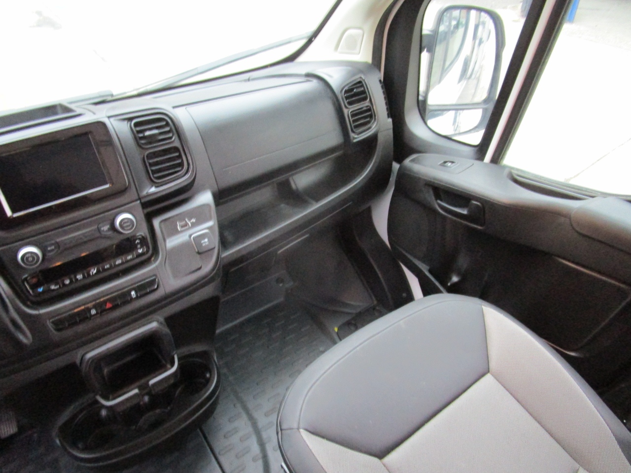 RAM ProMaster Cargo Van Tradesman 3500 High Roof 159" WB w/Pass Seat 2025