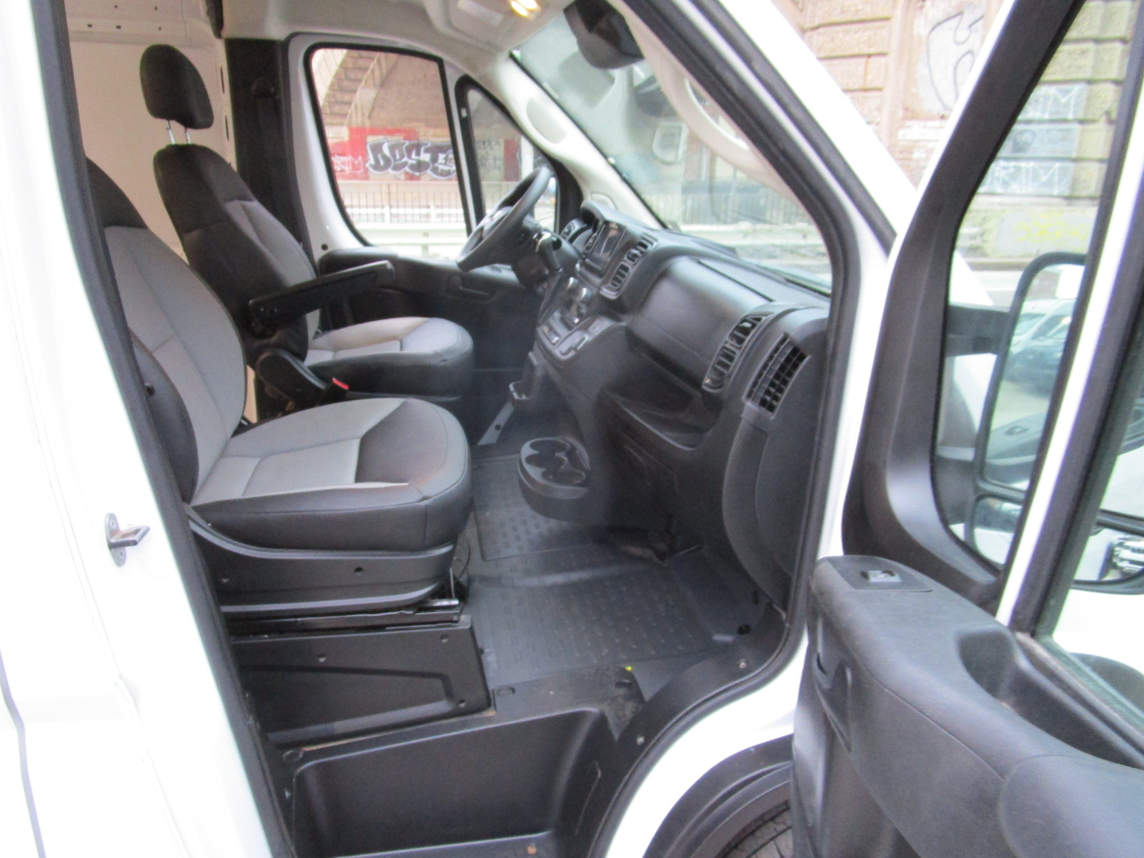 RAM ProMaster Cargo Van Tradesman 3500 High Roof 159" WB w/Pass Seat 2025