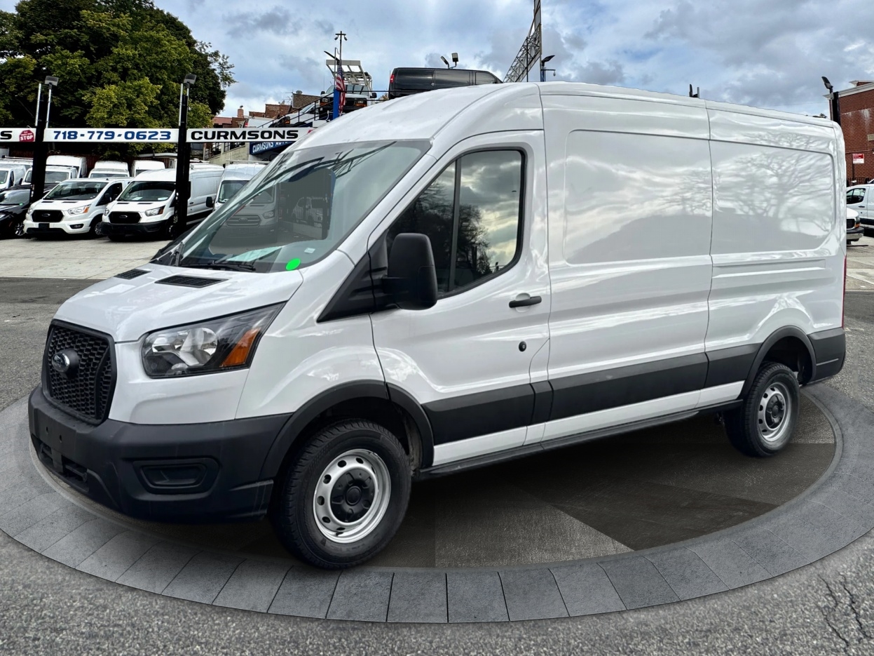 Ford Transit Cargo Van T-250 148" Med Rf 9070 GVWR RWD 2025