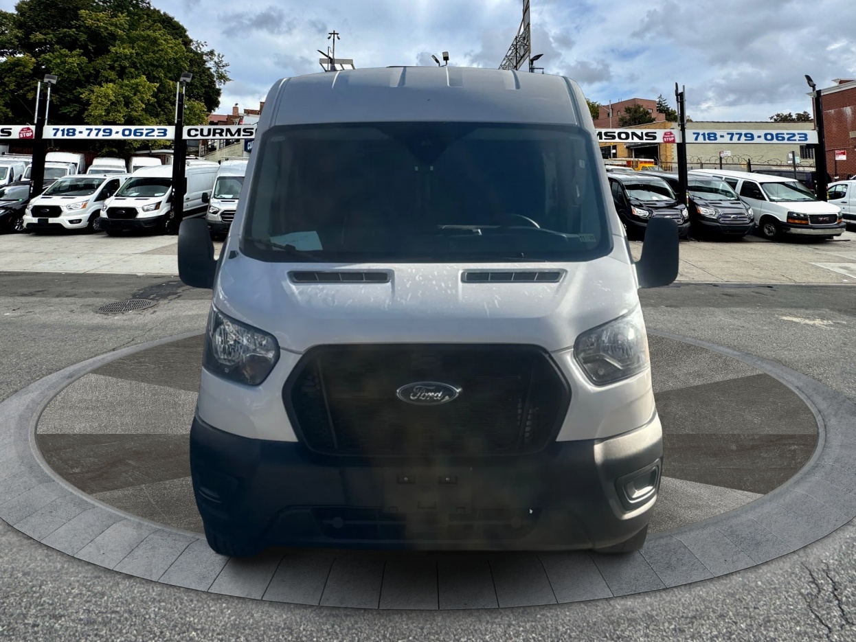 Ford Transit Cargo Van T-250 130" Med Rf 9070 GVWR RWD 2023