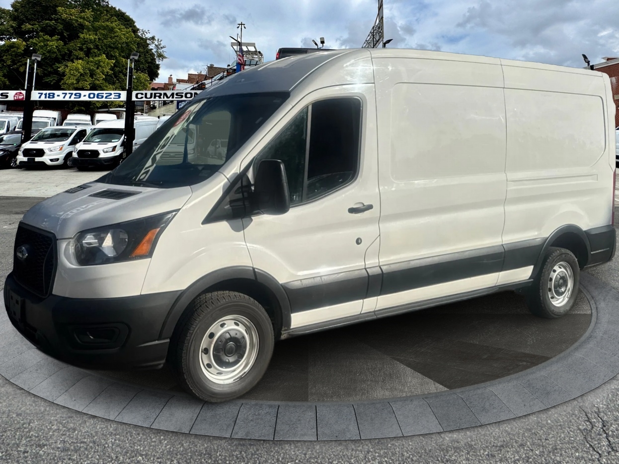 Ford Transit Cargo Van T-250 130" Med Rf 9070 GVWR RWD 2023