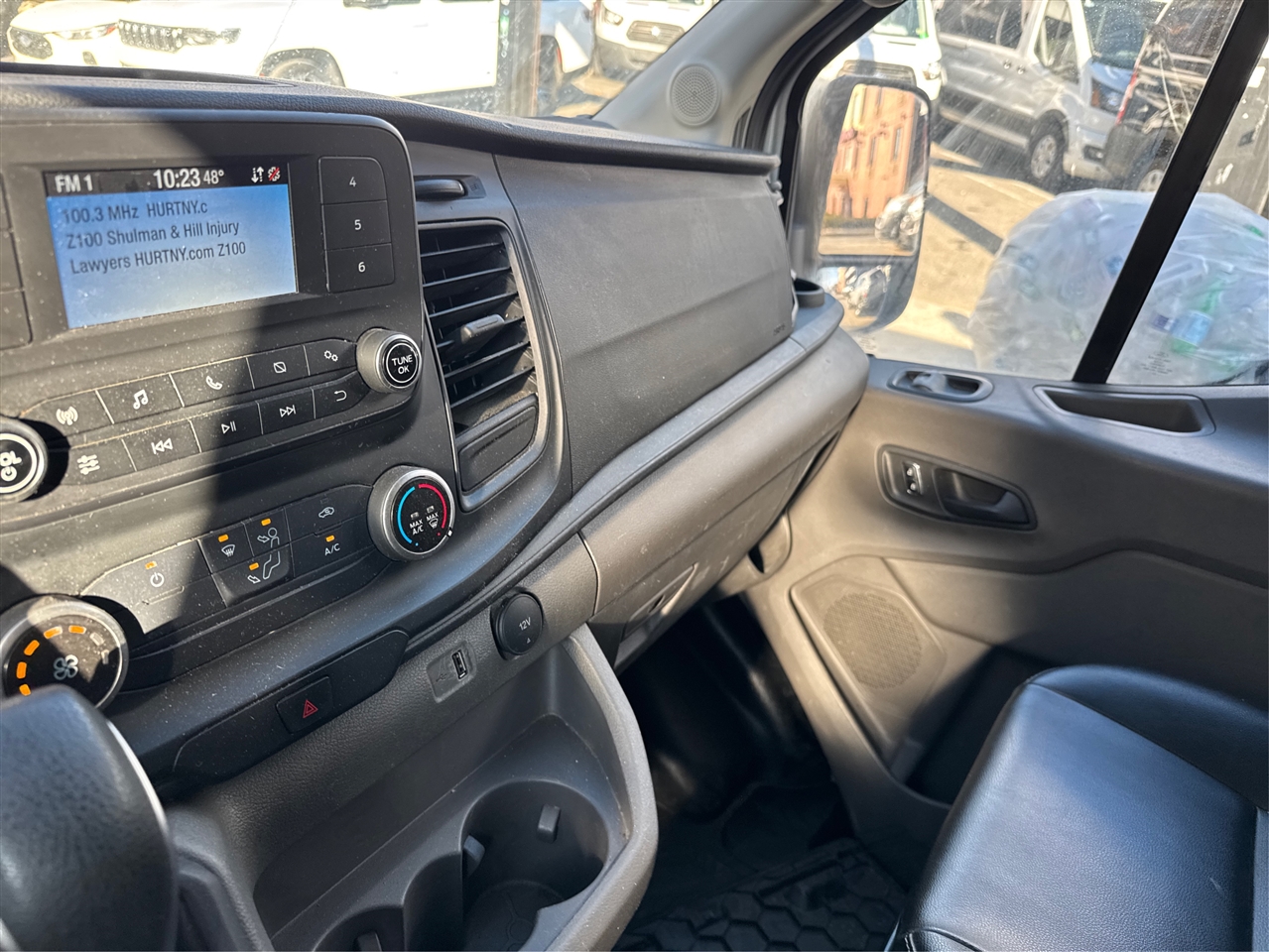 Ford Transit Cargo Van T-250 130" Med Rf 9070 GVWR RWD 2023